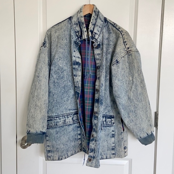 Vintage Oversized Acid Washed Denim Jean Jacket - Picture 2 of 16